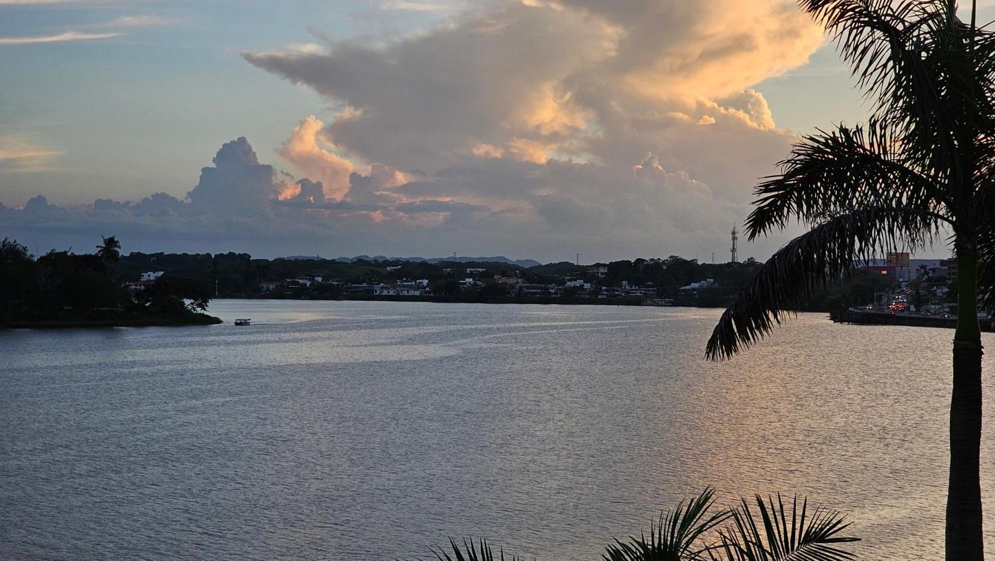 Best Western Riviera Tuxpan Tuxpan  Eksteriør bilde
